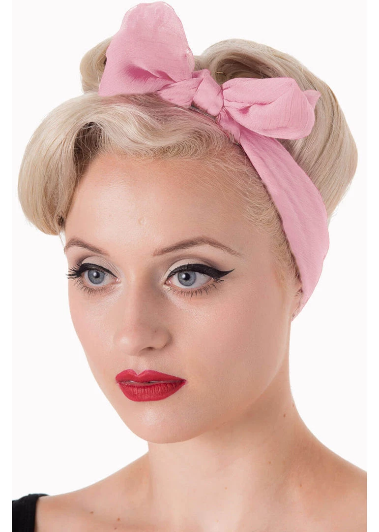 New In Banned Gradiation Scarf Blush Pink