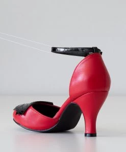 Banned Femme Fatale Spiderweb 50's Pumps Red