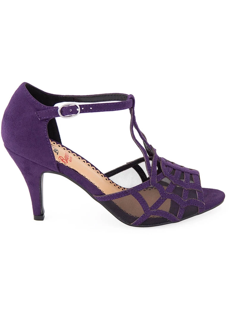 New In Banned Black Widow Spiderweb 50's Pumps Purple