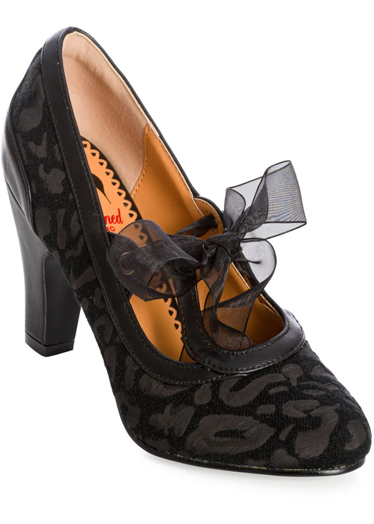 Banned Uptown Girl Leopard 40's Pumps Black