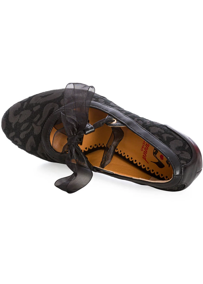 Banned Uptown Girl Leopard 40's Pumps Black