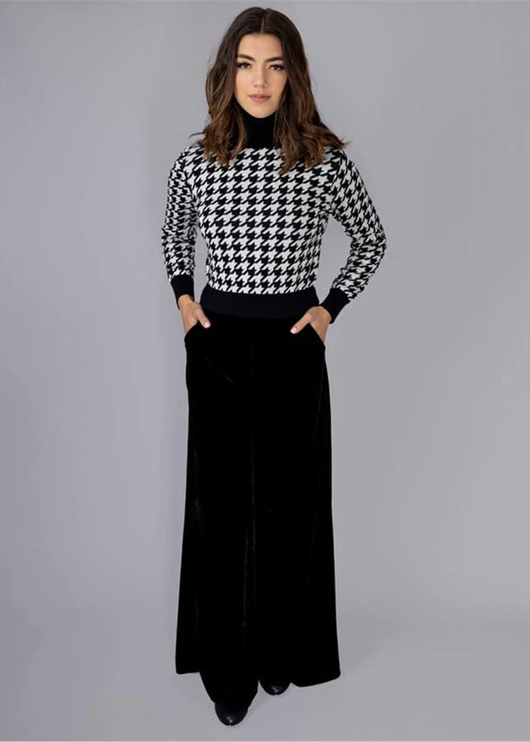 New In Bright & Beautiful Looloo Velvet 70's Trousers Black