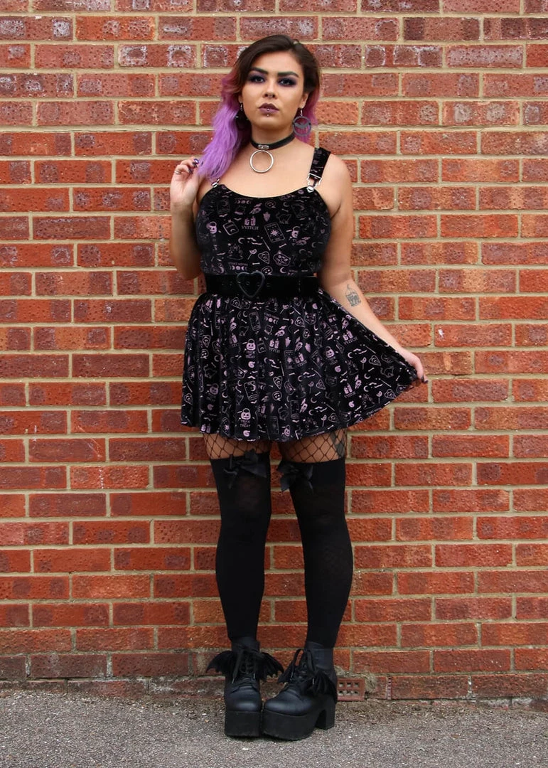 New In Collectif Rochelle Spooky Velvet 80's Skater Dress Black
