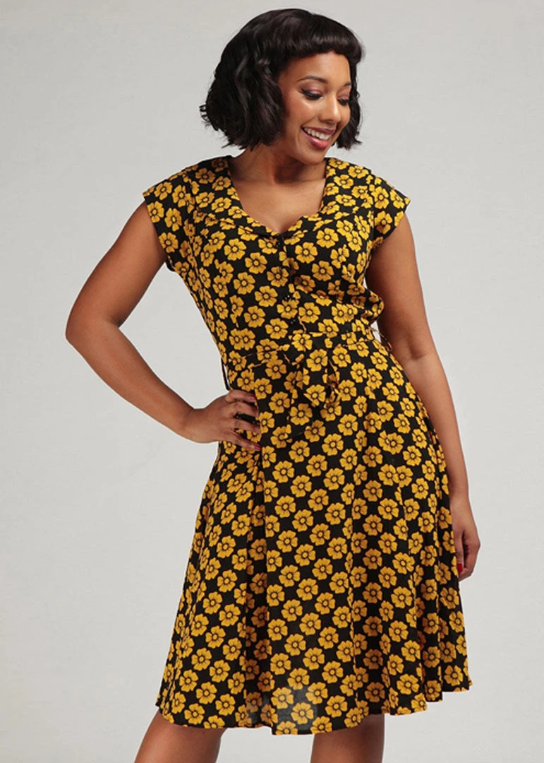 Collectif Violet Vintage Fleur 40's Swing Dress Mustard Black
