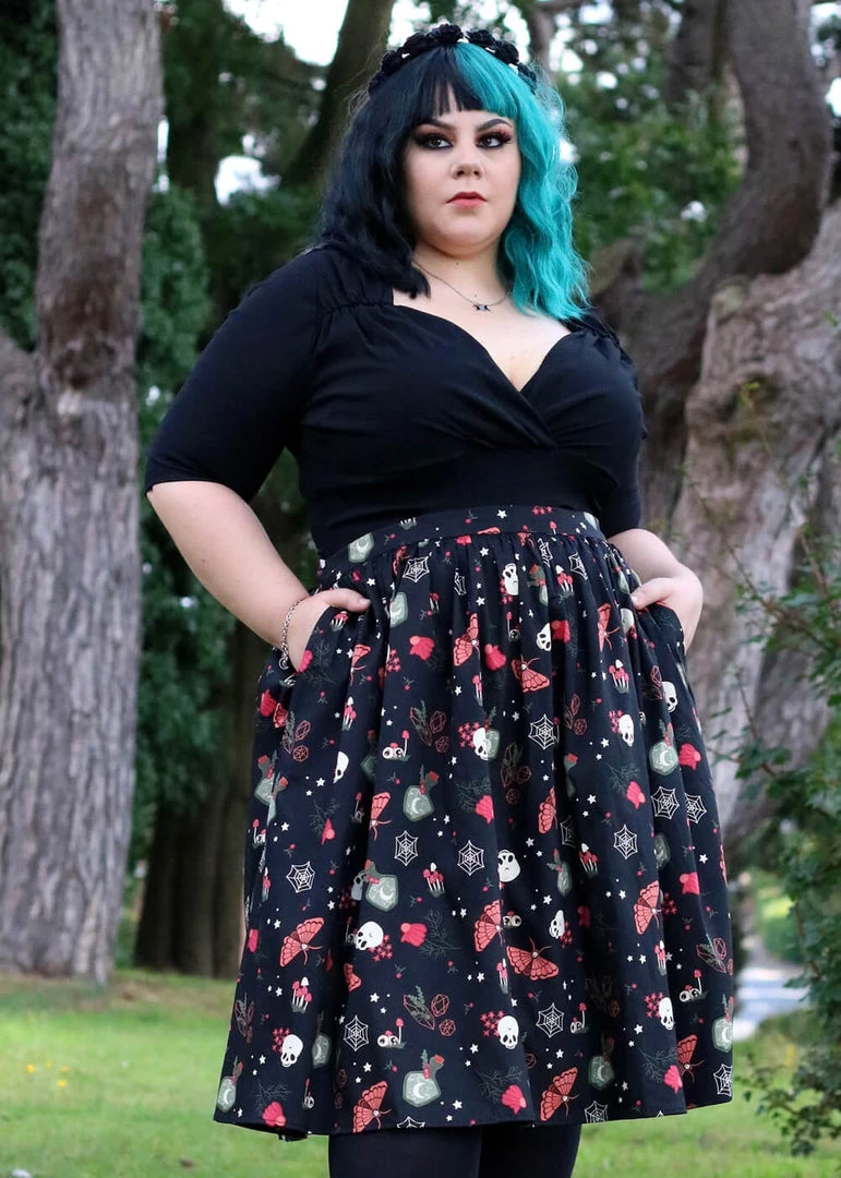 New In Collectif Jasmine Witches Garden 50's Swing Skirt Black