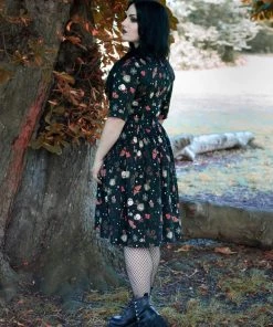 New In Collectif Amber-Lea Witches Garden 50's Swing Dress Black