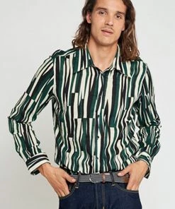 New In Collectif Mens Tiago Abstract 50's Shirt Black Green