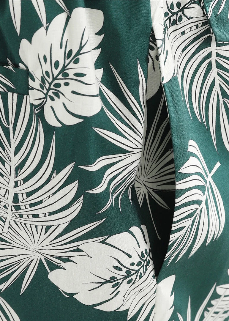 Collectif Mens Martin Deep Palm Shorts Green New In