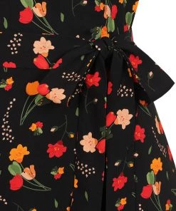New In Collectif Sunny Ditsy Tulip Bloom 70's Maxi Dress Black