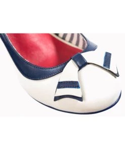 Banned Sparkle Falls Pumps White Clothing