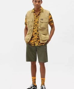 New In Dickies Mens Funkley Herringbone Shorts Military Green