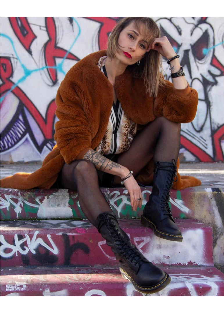 Dr. Martens 1B99 Virginia Boots Black