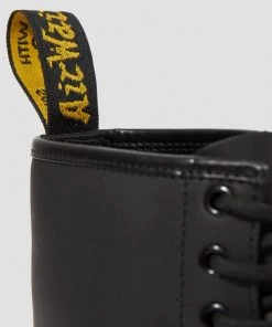 Dr. Martens 1460 Greasy Boots Black