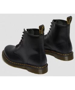 New In Dr. Martens 1460 Smooth Boots Black