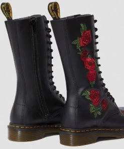 Dr. Martens Vonda Boots Black