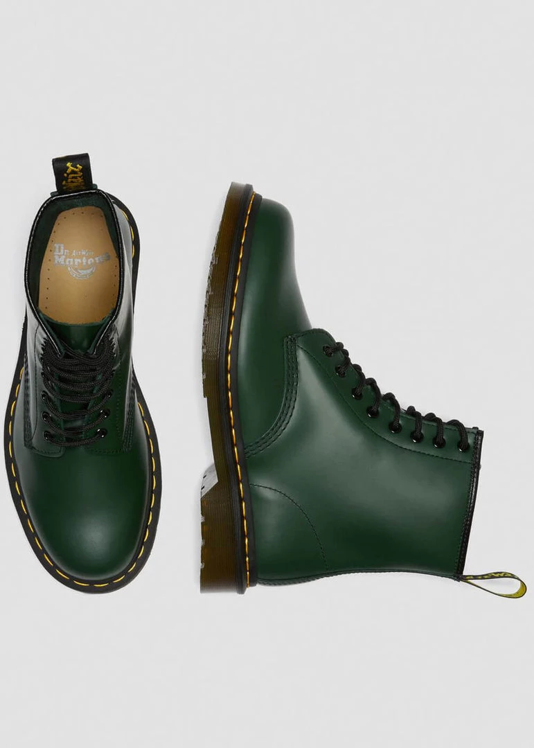 New In Dr. Martens 1460 Smooth Boots Green