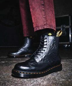 New In Dr. Martens 1460 Flame Smooth Leather Boots Black