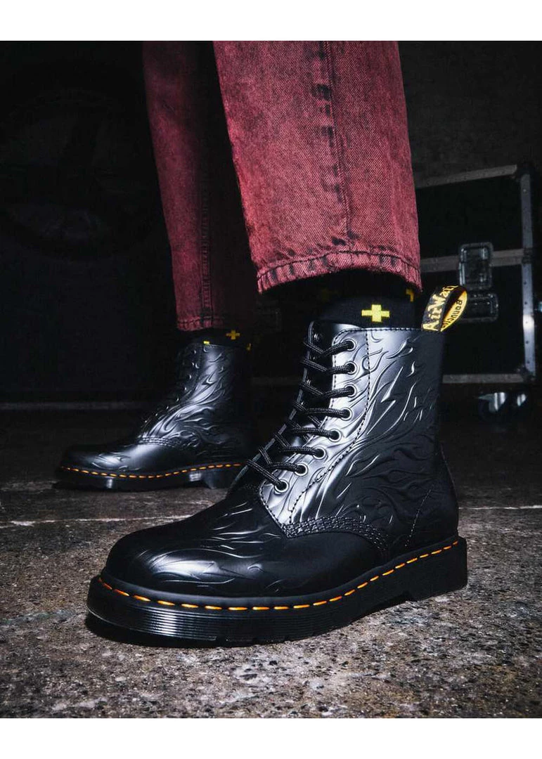 New In Dr. Martens 1460 Flame Smooth Leather Boots Black