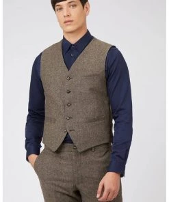 New In Gibson London Roger Waistcoat Brown