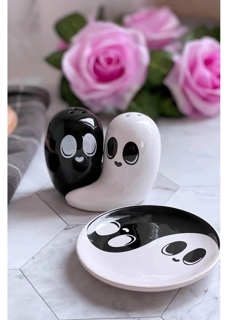 Killstar Spooky Ghost Salt & Pepper Shaker Black White