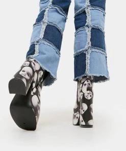 New In Koi Footwear Dead Silence Doll Heads 80's Platform Boots Black