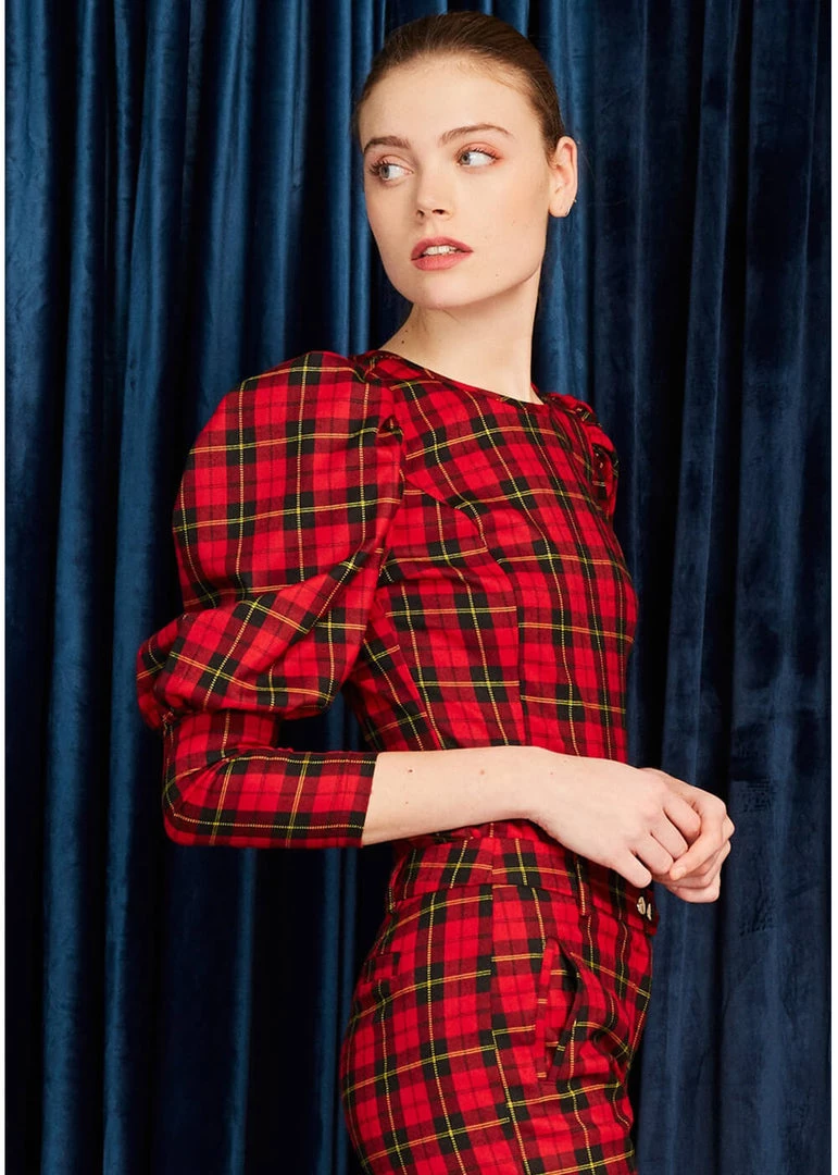 New In Minueto Graham Tartan 70's Top Red