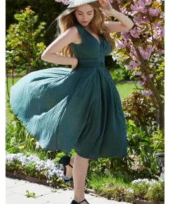 Miss Candyfloss Killah Gia 50's Swing Dress Emerald Green