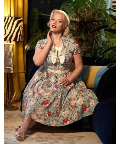 New In Miss Candyfloss Alessandra Regina Floral 50's Swing Dress Sky Blauw