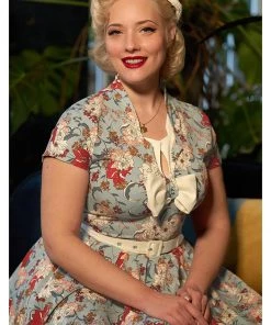 New In Miss Candyfloss Alessandra Regina Floral 50's Swing Dress Sky Blauw
