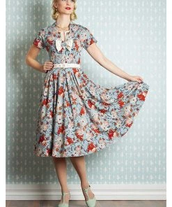 New In Miss Candyfloss Alessandra Regina Floral 50's Swing Dress Sky Blauw