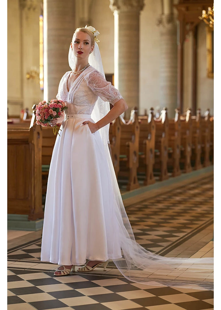 Miss Candyfloss Sabella May Lace 40's Maxi Dress Quartz White New In