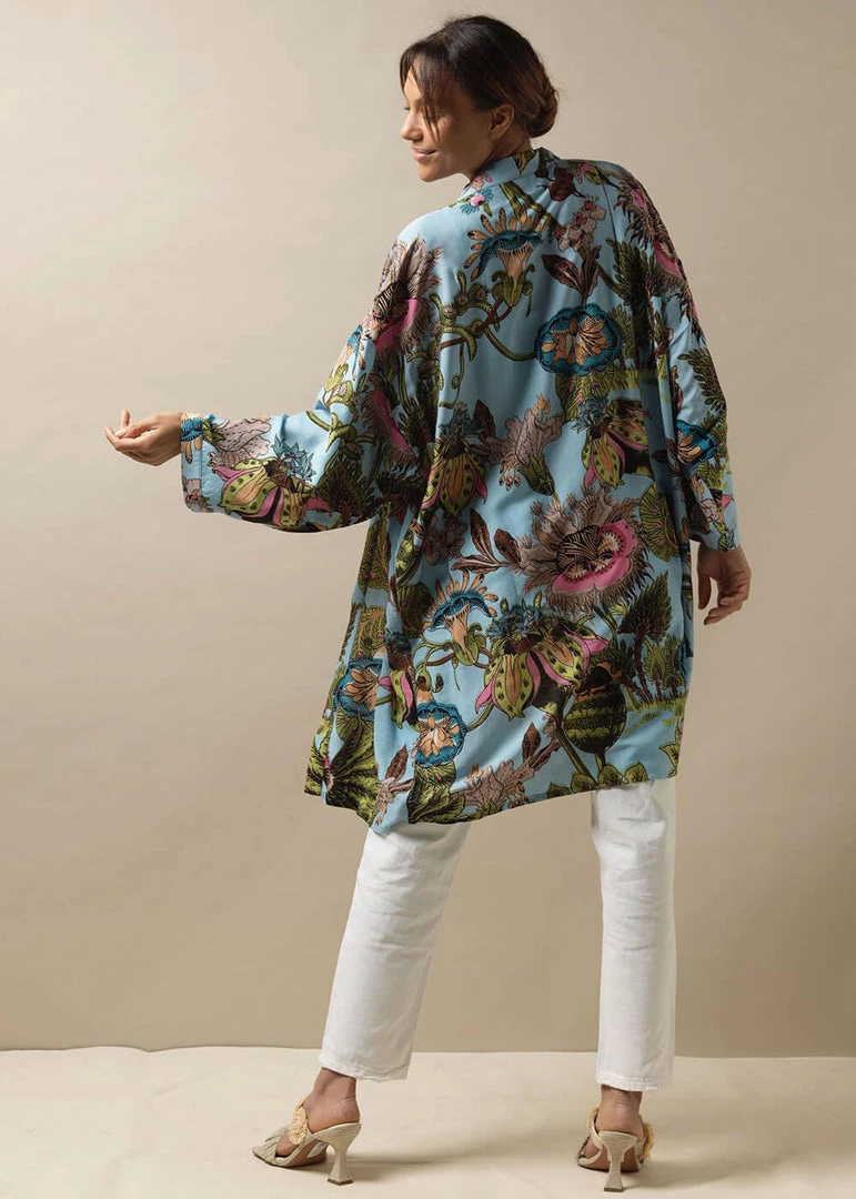 New In One Hundred Stars Eccentric Blooms Midi Kimono Sky Blue