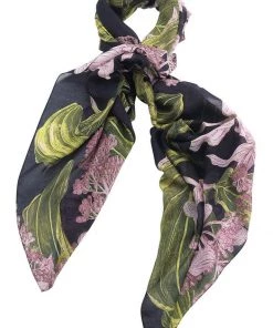 New In One Hundred Stars Medinilla Scarf Black