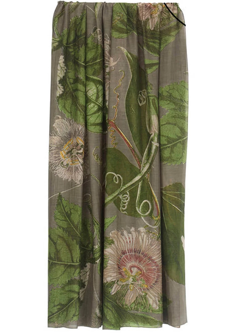 New In One Hundred Stars Passion Flower Scarf Grey