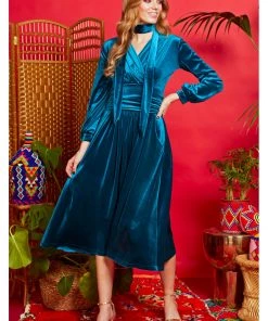 New In Onjenu Sharon Velvet 70's Midi Dress Teal