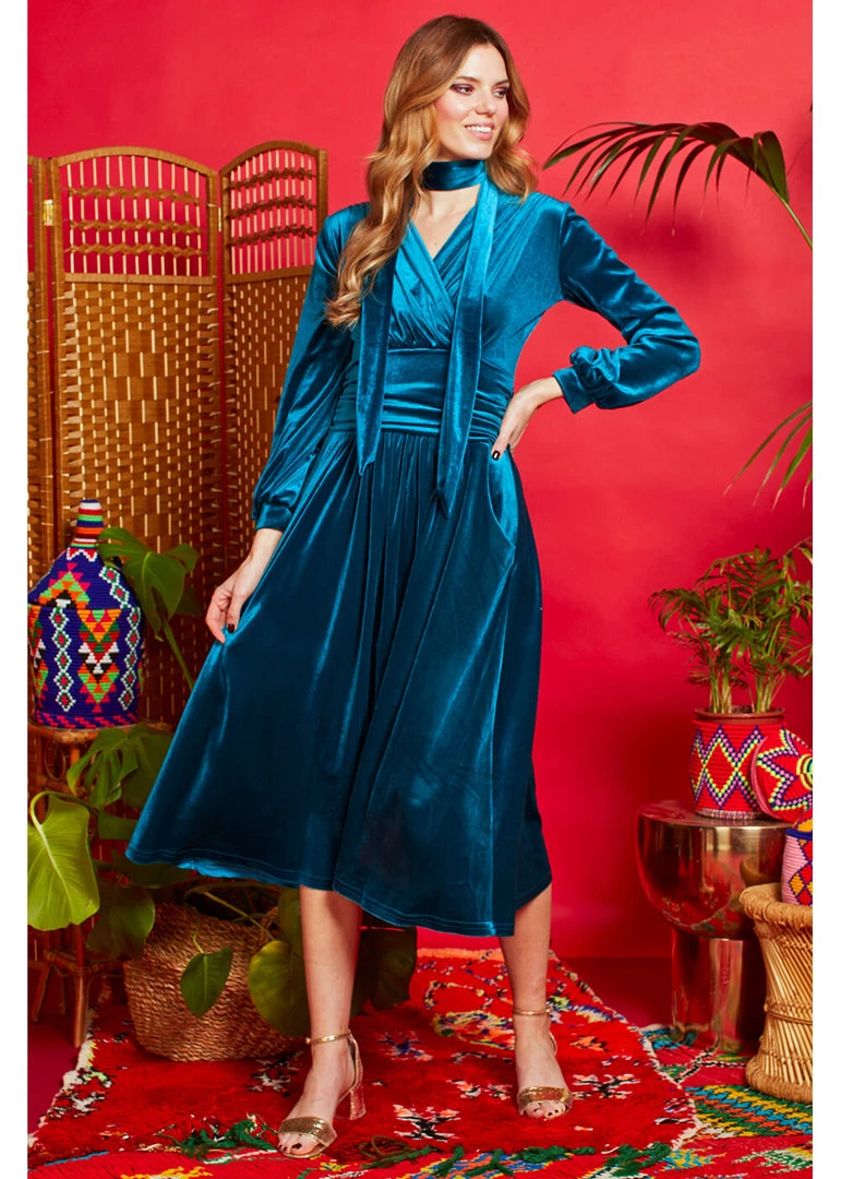 New In Onjenu Sharon Velvet 70's Midi Dress Teal