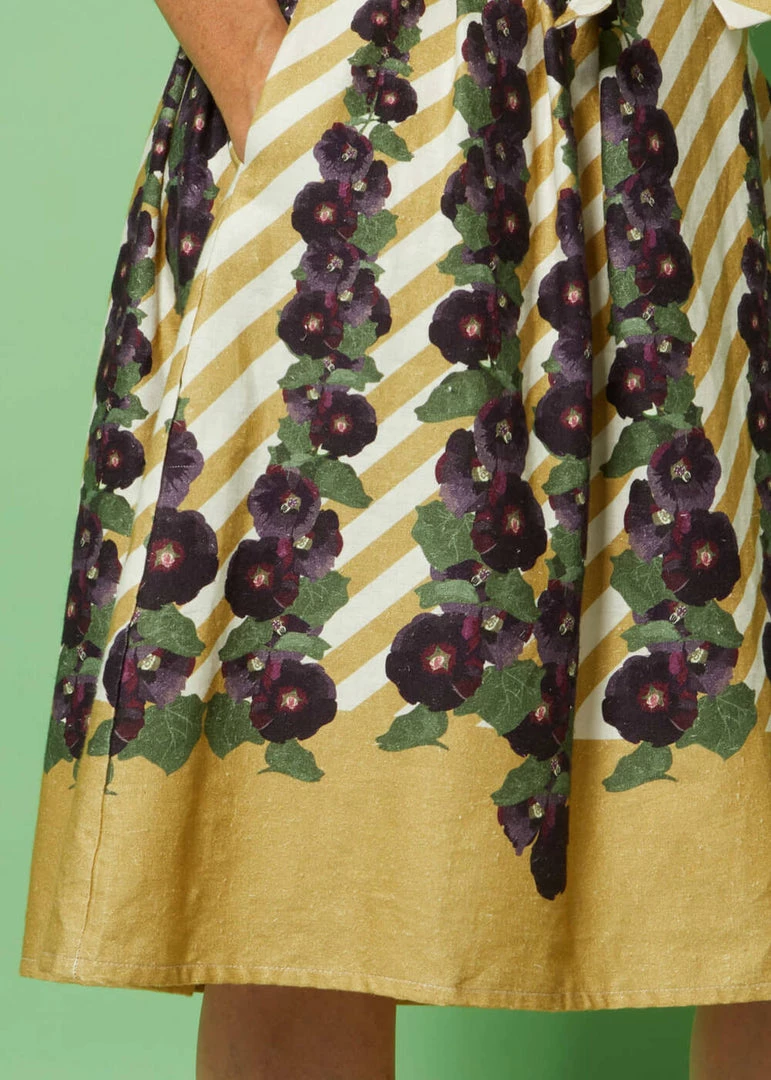 Palava Beatrice Hollyhocks 50's Swingdress Mustard