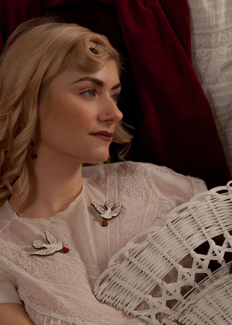 New In Rosita Bonita Doves Of Love Double Brooch