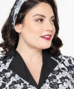 New In Unique Vintage X Universal Monsters Horror Icon Scarf White