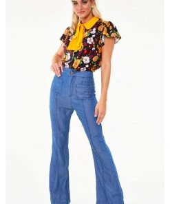 Voodoo Vixen Aurelia Floral 70's Blouse In Multi